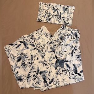 Aakaa Matching Set